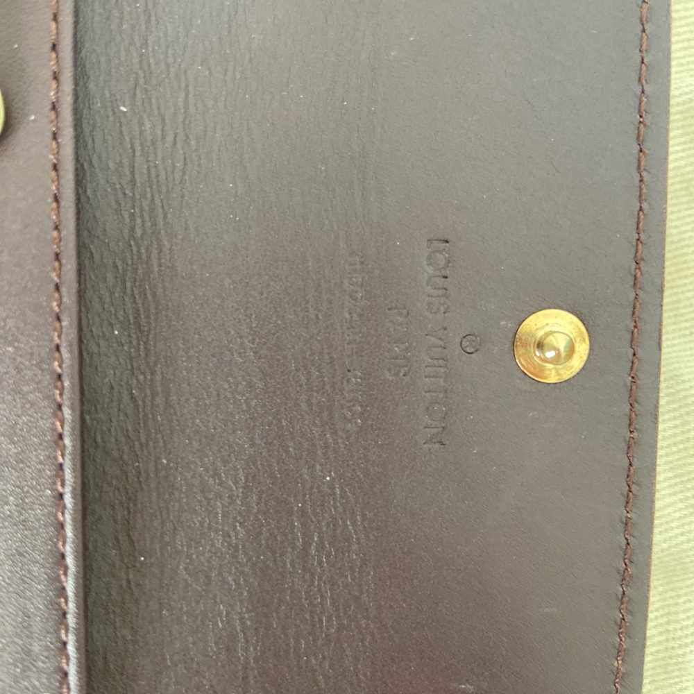 Louis Vuitton Vernis Monogram Keyholder - Picture 3 of 5